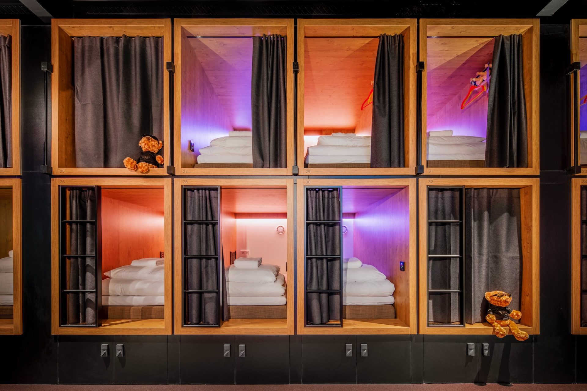 bunk-amsterdam-modern-pod-style-hostel-in-amsterdam-noord