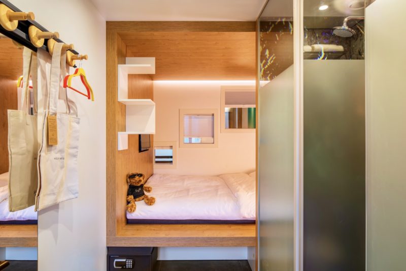 bunk amsterdam room for