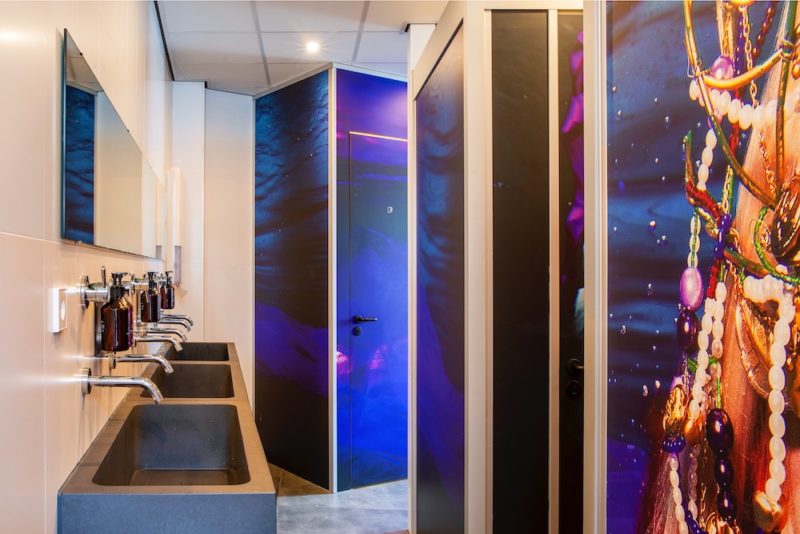 bunk-utrecht-4-pod-bathrooms