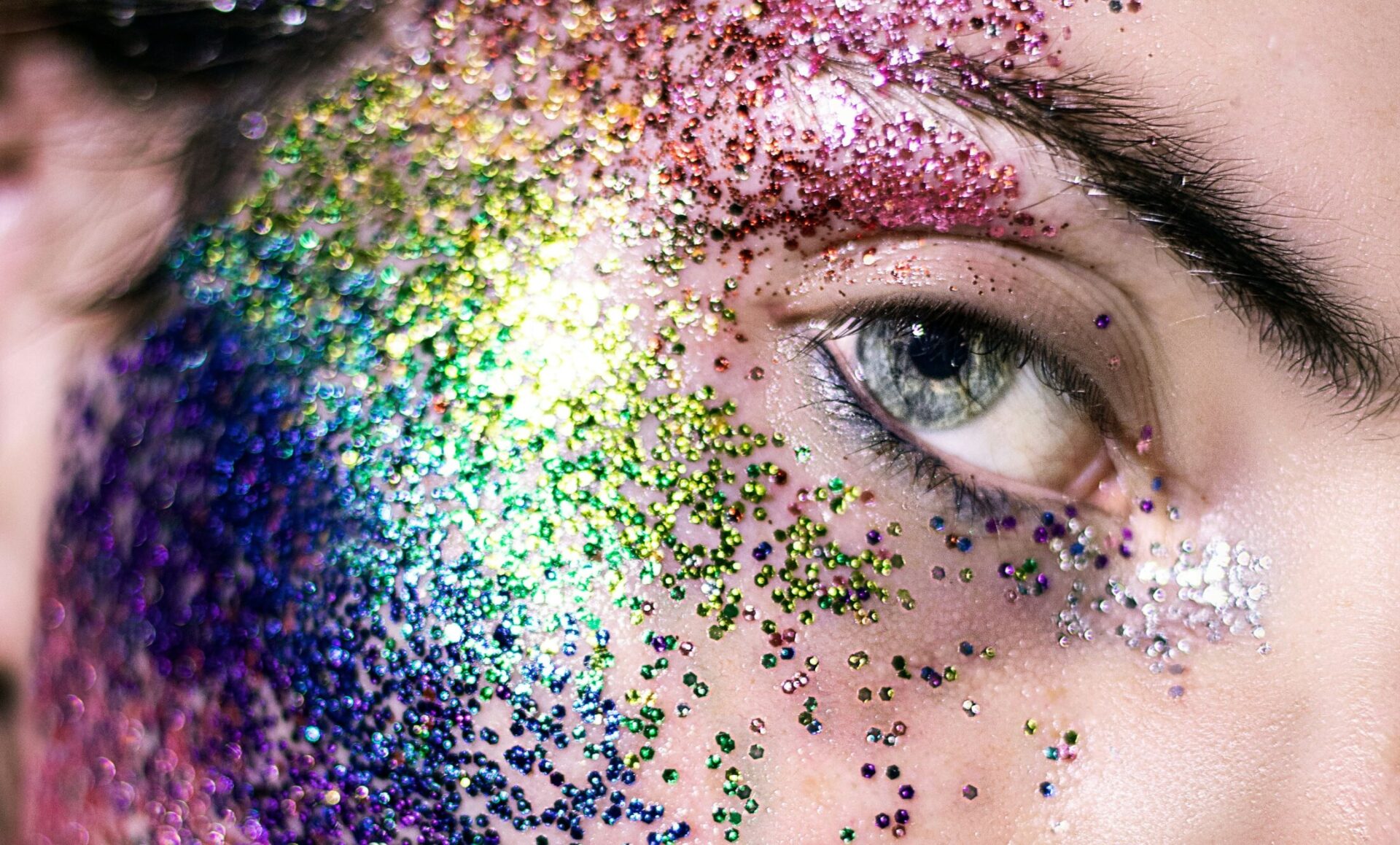 Pre Amsterdam Canal Pride glitter bar